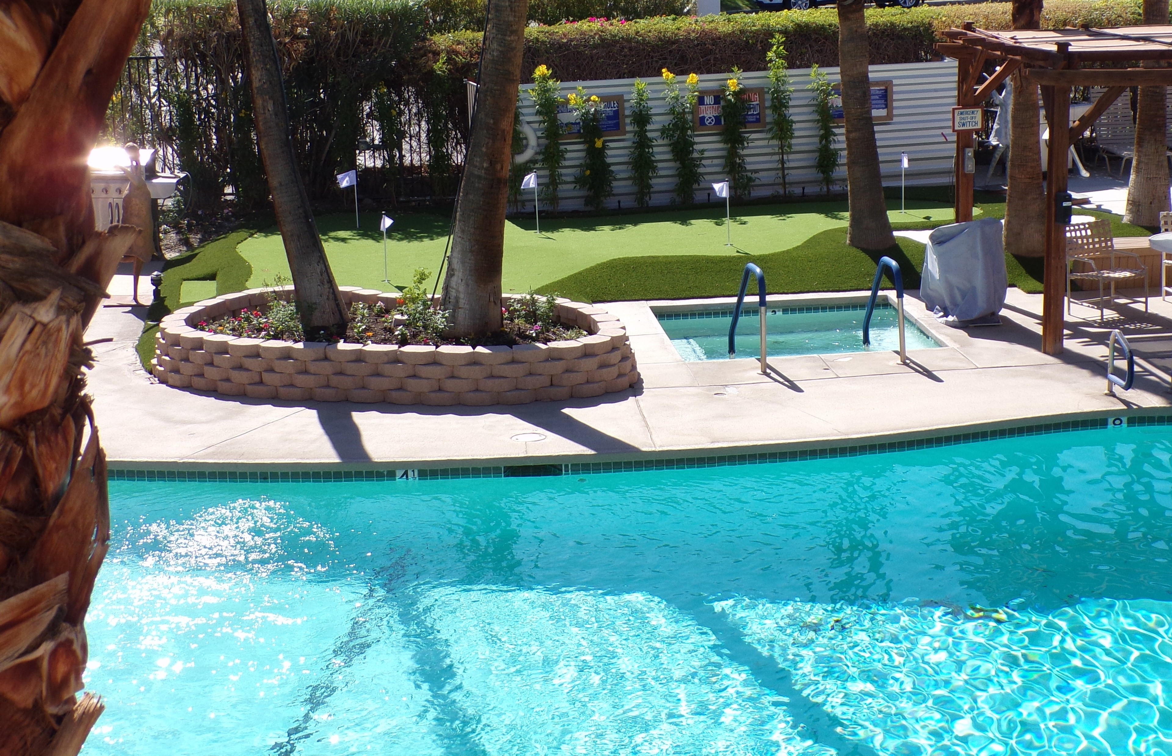 Putting Green | The Inn at Deep Canyon hotel | Palm Desert, CA